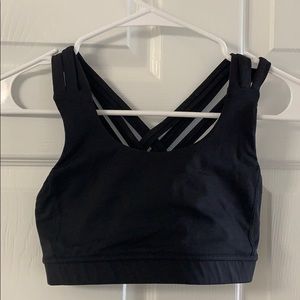 Black lululemon sports bra